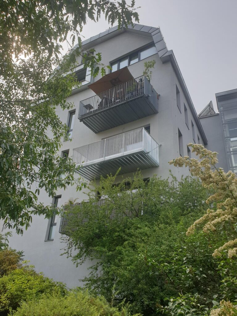 sos-galerie-balkone-3