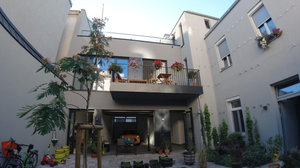 sos-galerie-sechshaus-balkongelaender-7